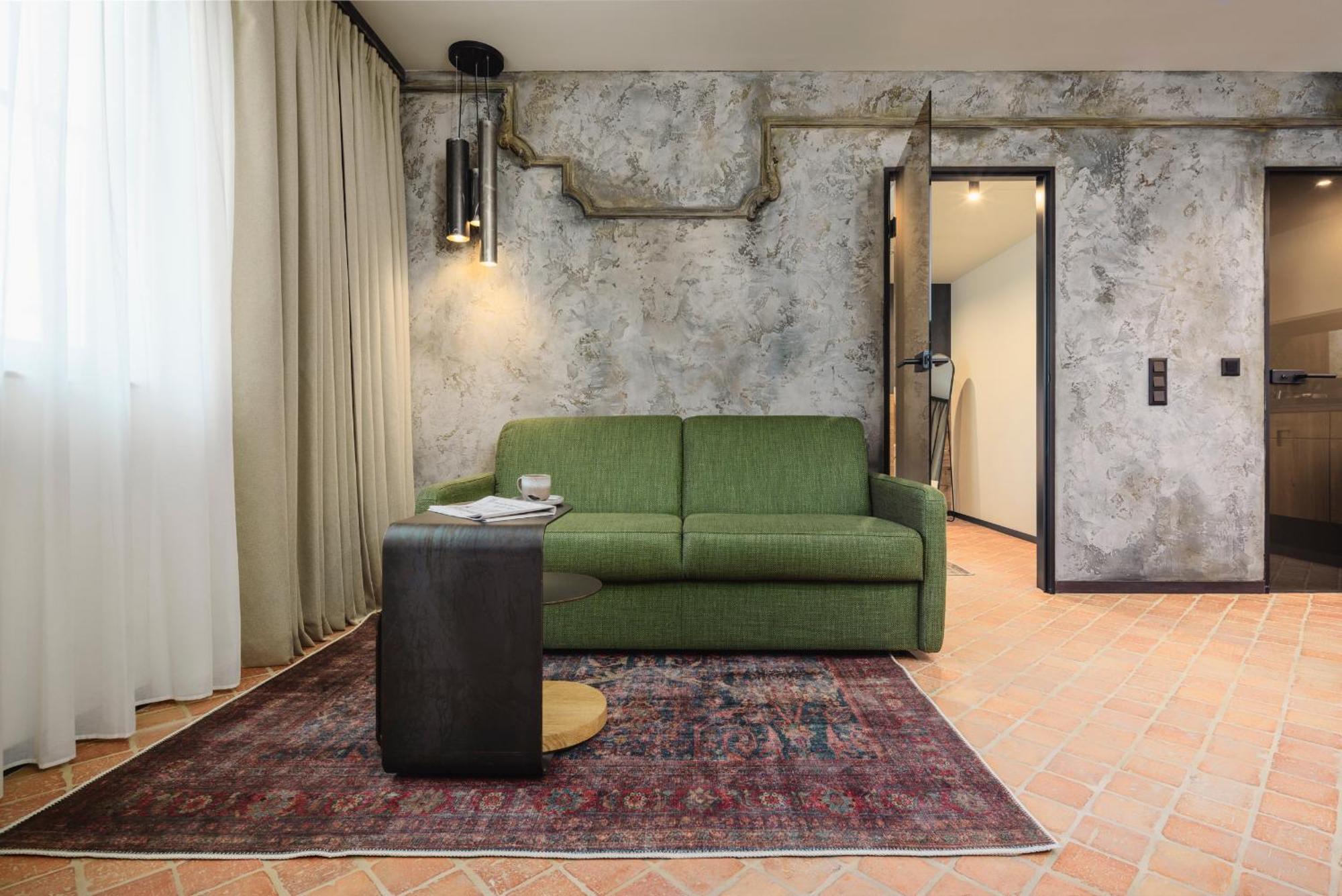 Nomadic Urban Premium Suites Krakow Exterior photo