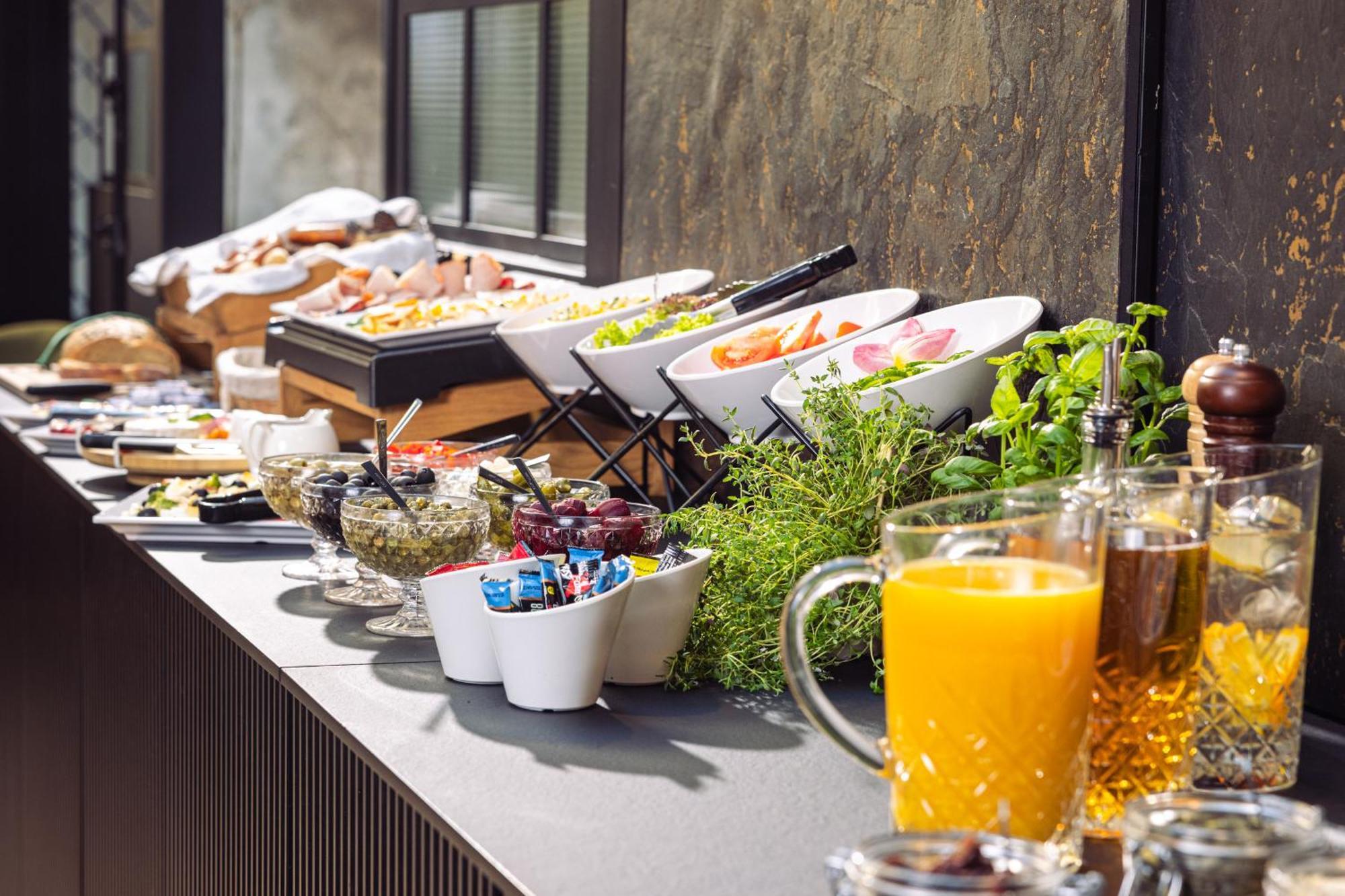 Nomadic Urban Premium Suites Krakow Exterior photo